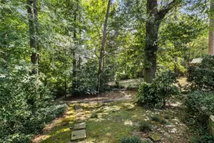 2251 Fairhaven Cir NE, Atlanta, GA 30305 - Photo 39