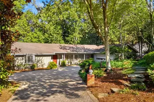 5059 Pine Bark Cir, Dunwoody, GA 30338 - Photo 3