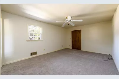 462 Emily Drive SW, Lilburn, GA 30047 - Photo 23