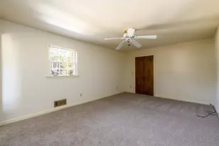 462 Emily Dr SW, Lilburn, GA 30047 - Photo 23