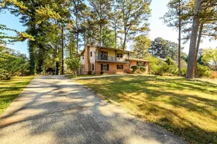 462 Emily Dr SW, Lilburn, GA 30047 - Photo 3