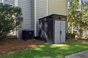 4894 McPherson Dr NE, Roswell, GA 30075 - Photo 33