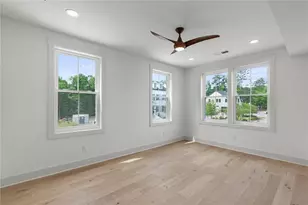 1050 Blair Ln, Peachtree City, GA 30269 - Photo 7