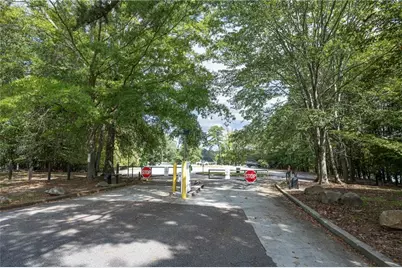 6090 Shadburn Ferry Road, Buford, GA 30518 - Photo 37