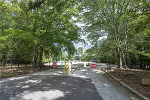 6090 Shadburn Ferry Rd, Buford, GA 30518 - Photo 37
