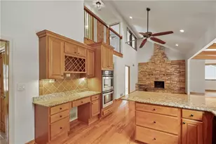 6090 Shadburn Ferry Rd, Buford, GA 30518 - Photo 11