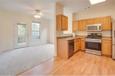 3246 Mill Springs Cir, Buford, GA 30519 - Photo 3