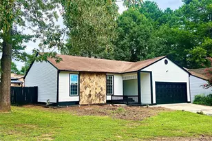 2034 Corners Cir, Lithonia, GA 30058 - Photo 3