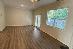 720 Woodstock Grove Dr, Woodstock, GA 30188 - Photo 7