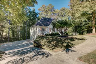301 Calusa Pl, Ball Ground, GA 30107 - Photo 9