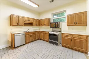 172 Leaf Lake Dr, Suwanee, GA 30024 - Photo 47