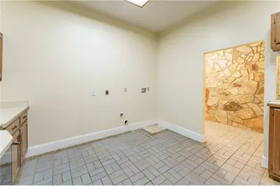 172 Leaf Lake Drive, Suwanee, GA 30024 - Photo 49
