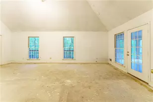 172 Leaf Lake Dr, Suwanee, GA 30024 - Photo 25