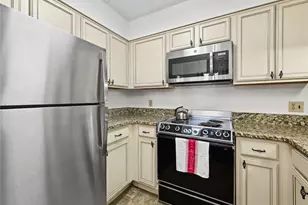 1800 Clairmont Lake, Decatur, GA 30033 - Photo 5