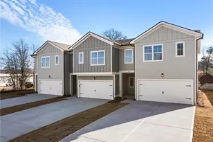 14 Wade St, Winder, GA 30680 - Photo 3