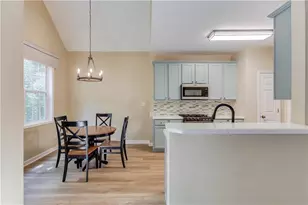 2515 Chandler Grove Dr, Buford, GA 30519 - Photo 11