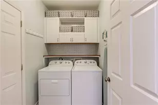 2515 Chandler Grove Dr, Buford, GA 30519 - Photo 27