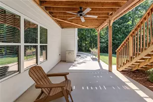 5622 Good Hope Dr, Flowery Branch, GA 30542 - Photo 7