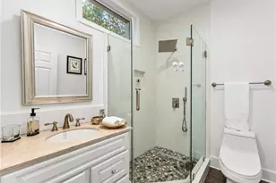 6550 Powers Ferry Rd NW, Sandy Springs, GA 30339 - Photo 31