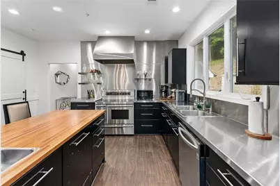6550 Powers Ferry Road NW, Sandy Springs, GA 30339 - Photo 7