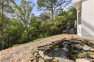 6550 Powers Ferry Rd NW, Sandy Springs, GA 30339 - Photo 39