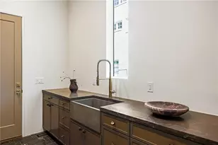 2785 Ashford Rd NE, Atlanta, GA 30319 - Photo 17