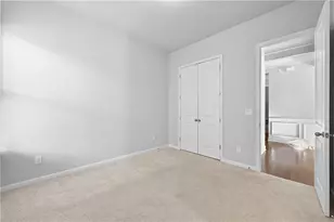 4045 Suwanee Green Pkwy, Suwanee, GA 30024 - Photo 7