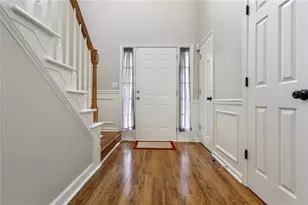 4905 Weathervane Dr, Alpharetta, GA 30022 - Photo 1