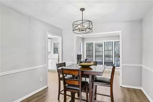 402 Dunbar Dr, Atlanta, GA 30338 - Photo 7