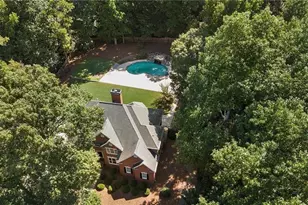 405 Island Cove Dr, Newnan, GA 30263 - Photo 1