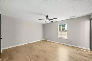 2868 Kathryn Cir SW, Atlanta, GA 30331 - Photo 15