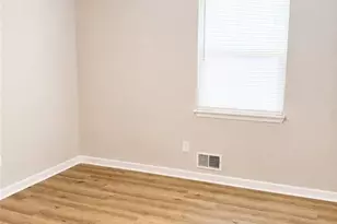 3846 Narron Dr SW, Atlanta, GA 30331 - Photo 17