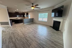 1162 Creek Top Rd, Loganville, GA 30052 - Photo 3