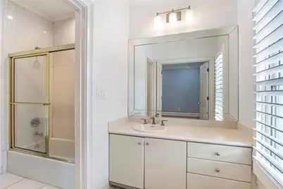 3685 Peachtree Road NE #10, Atlanta, GA 30319 - Photo 25
