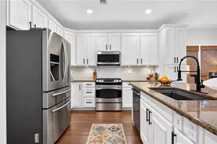 2635 Harbor Point Ct, Cumming, GA 30041 - Photo 13