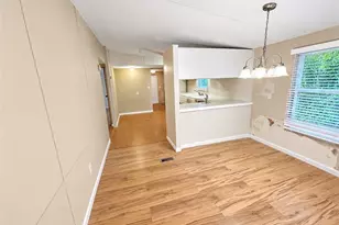 729 Doster Cir, Winder, GA 30680 - Photo 5