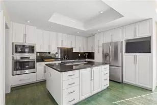 4274 Wieuca Overlook NE, Atlanta, GA 30342 - Photo 9