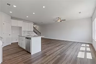 795 Leraes Way, Loganville, GA 30052 - Photo 5