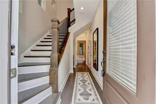 595 Broadview Pl NE, Atlanta, GA 30324 - Photo 11
