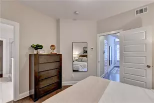 595 Broadview Pl NE, Atlanta, GA 30324 - Photo 17