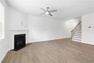 208 Bluffton Ct, Acworth, GA 30102 - Photo 3
