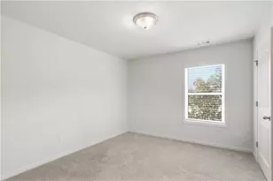 208 Bluffton Ct, Acworth, GA 30102 - Photo 13