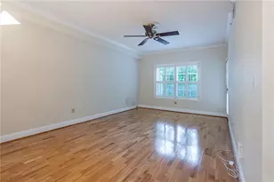 1075 Peachtree Walk NE, Atlanta, GA 30309 - Photo 3
