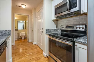 1075 Peachtree Walk NE, Atlanta, GA 30309 - Photo 7