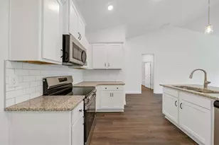 305 Angela Ave, Bowdon, GA 30108 - Photo 5