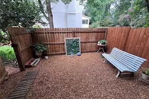 1311 Mile Post Dr, Atlanta, GA 30338 - Photo 17