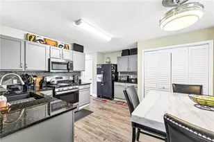 6098 Giles Ct, Lithonia, GA 30058 - Photo 7