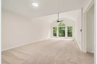 2016 Crescent Drive, Snellville, GA 30078 - Photo 13