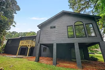 2016 Crescent Drive, Snellville, GA 30078 - Photo 45