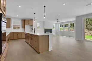 116 Kindred Ln, Marietta, GA 30066 - Photo 3